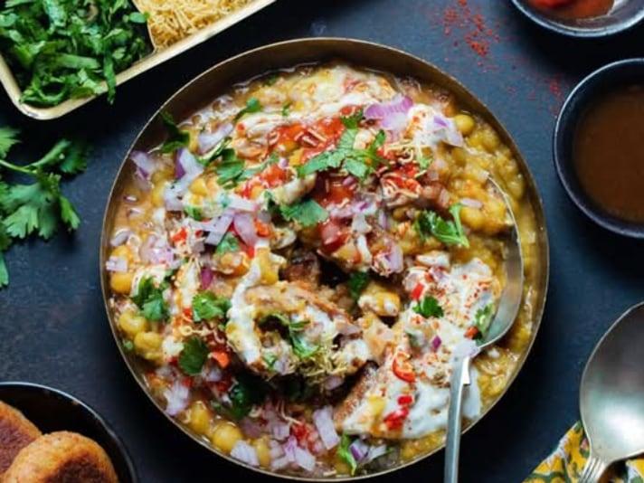 Aloo Tikki Chat