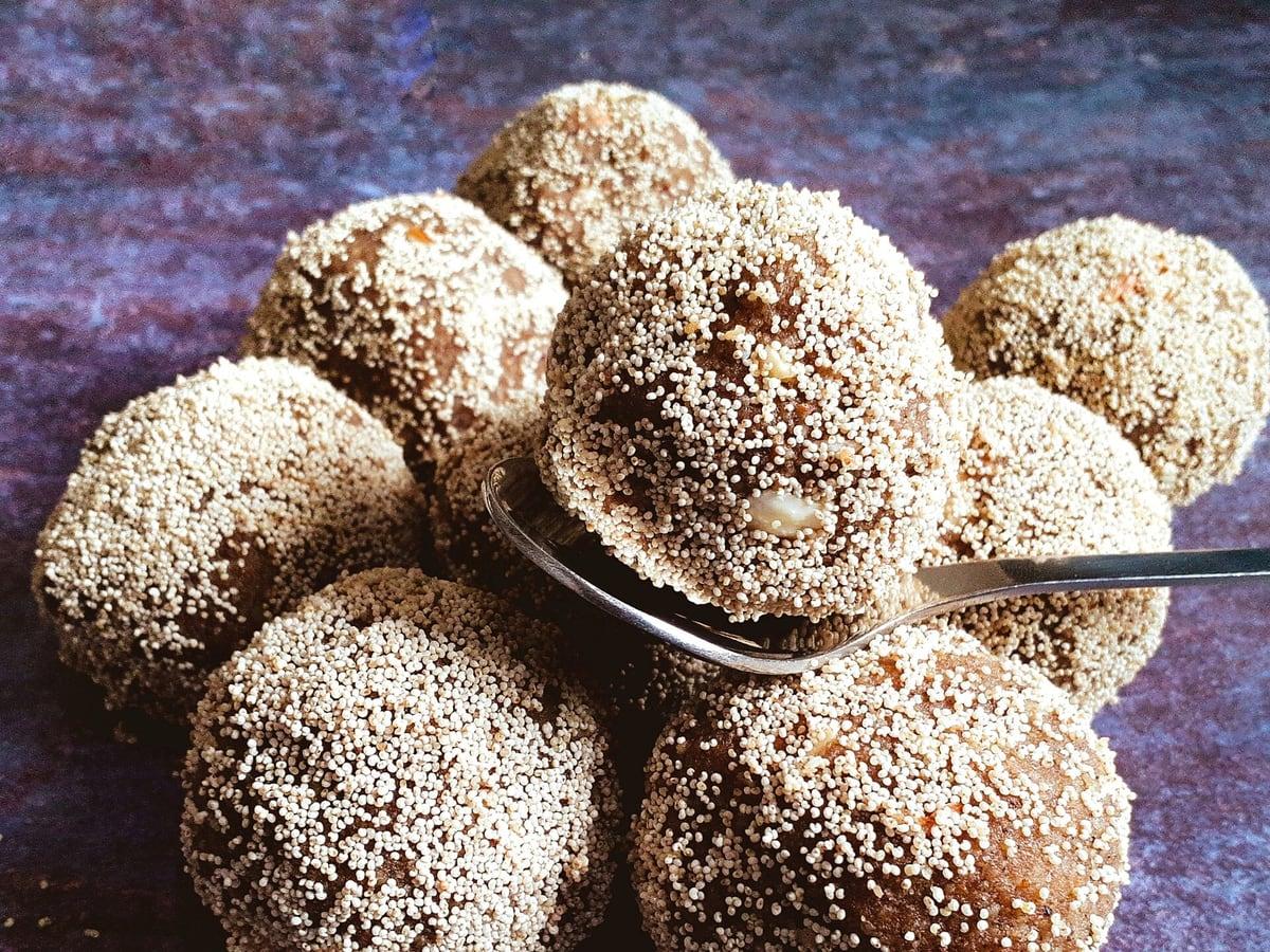 Churma Ladoo