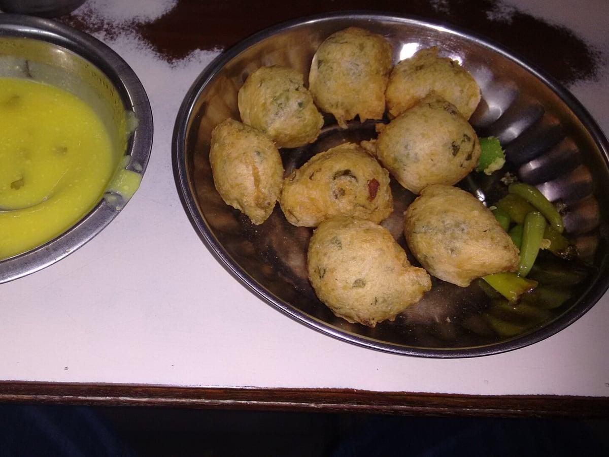 Kadhi Pakoda
