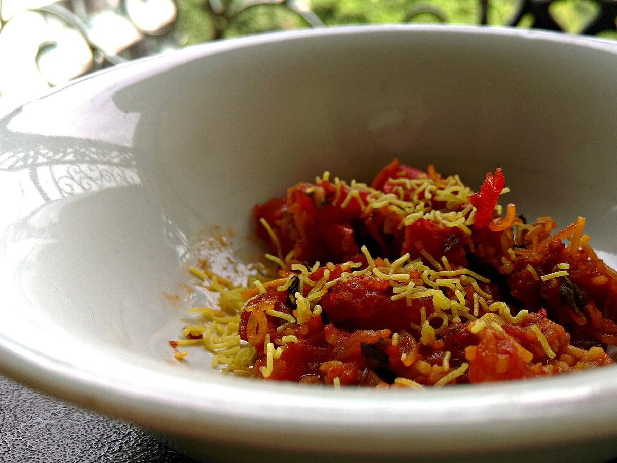 Sev Tomato